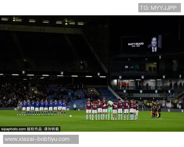 英媒报道班福德与兰帕德重聚考文垂训练昔日切尔西队友再续情谊 英媒报道班福德与兰帕德重聚考文垂训练昔日切尔西队友再续情谊